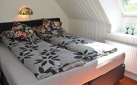Kirkely Bed And Breakfast